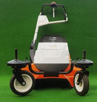 Akku-Rasenmäher RMA 765 V mit AR 3000 L und AL 501