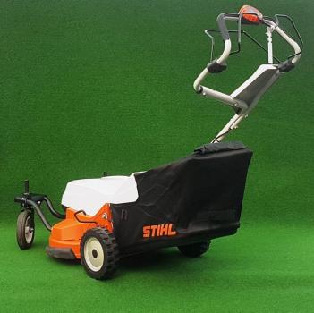 Akku-Rasenmäher RMA 765 V mit AR 3000 L und AL 501