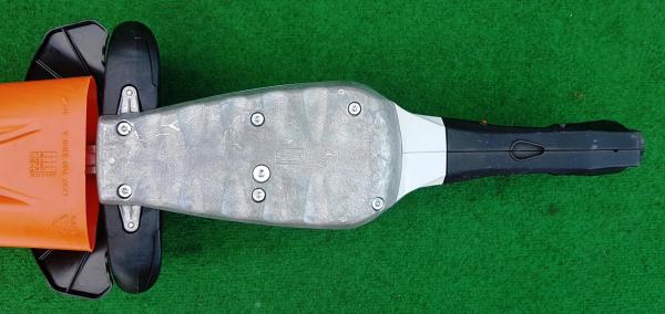 HSA 130 T aus 2023 inkl. AP 500 S und AL 301 mit Akkutasche und Anschlussleitung und Doppelschultergurt