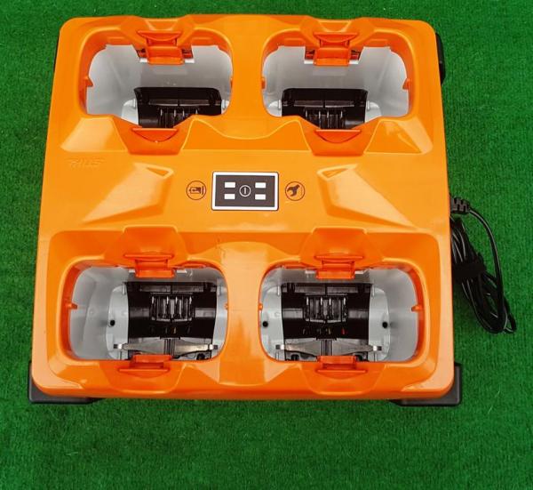 Stihl Mehrfachladegerät AL 301-4