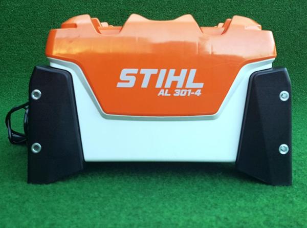 Stihl Mehrfachladegerät AL 301-4