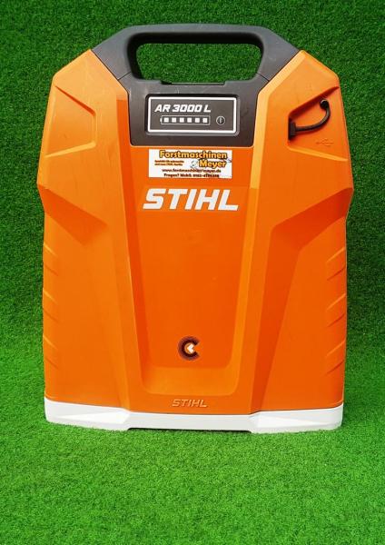 Akku-Rasenmäher RMA 765 V mit AR 3000 L und AL 501