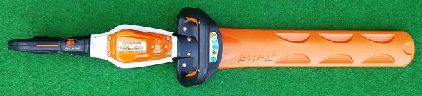 HSA 130 T aus 2023 inkl. AP 500 S und AL 301 mit Akkutasche und Anschlussleitung und Doppelschultergurt