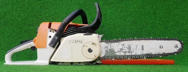 026 C mit Kettenschnellspanner