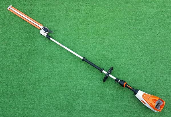 HLA 135 aus 02/2025 mit AR 2000 und AL 301 NEU