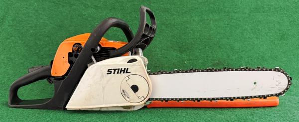 MS 211 C-BE aus 08/2021 mit Kettenschnellspanner u. ErgoStart