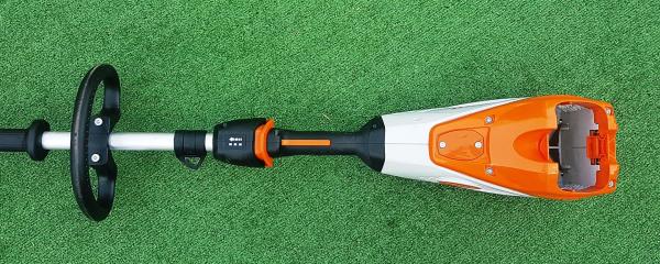 HLA 135 aus 02/2025 mit AR 2000 und AL 301 NEU