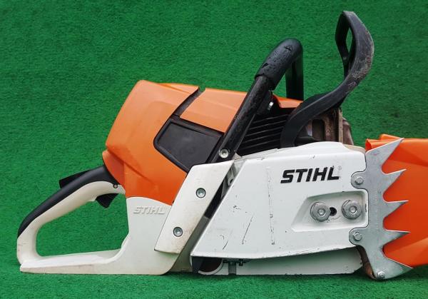 MS 661 C-M mit 90 cm